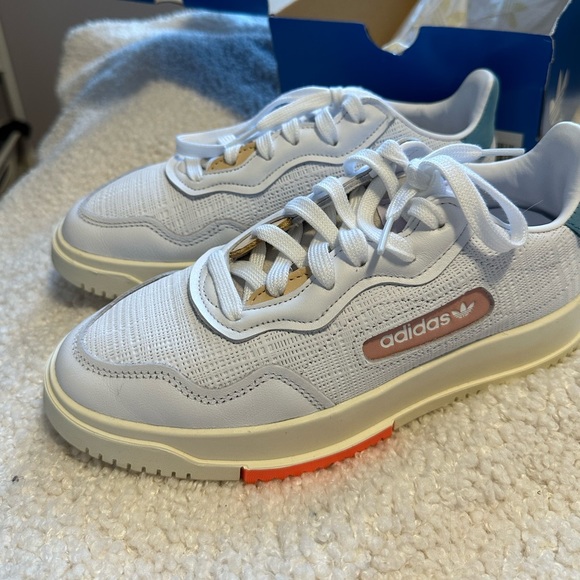 *Sold* Adidas sneakers. Never worn - Picture 8 of 12